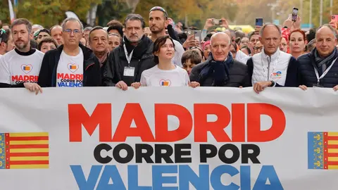Salida de la carrera solidaria Madrid corre por Valencia | CAM