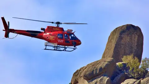 Helic&oacute;ptero de intervenci&oacute;n del Grupo Gera de la Comunidad de Madrid