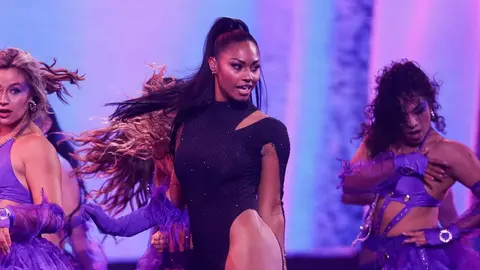 Nia deslumbr&oacute; en los escenarios del Festival de Vi&ntilde;a del Mar | Agencia EFE