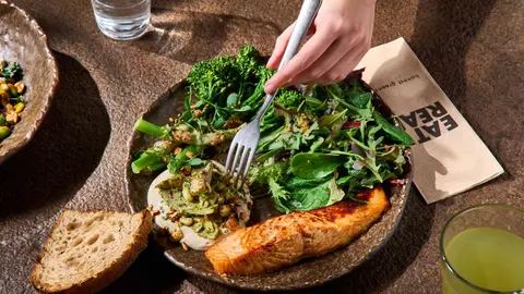 En Honest Greens, la comida saludable se disfruta de manera accesible, fresca y creativa.