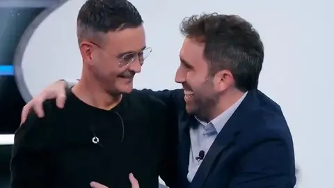 Aitor Albizua celebra con Jos&eacute; Antonio Montalb&aacute;n | RTVE