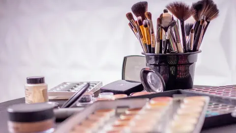 Qu&eacute; es el maquillaje impermeable y por qu&eacute; cada vez m&aacute;s gente lo elige