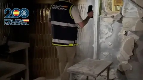 Los ladrones perforaron un butr&oacute;n en la pared adyacente | CNP