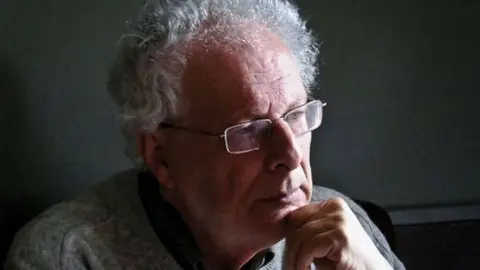 El escritor y fil&oacute;sofo Javier S&aacute;daba | elconfidencial.com