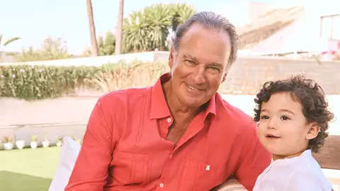 Bert&iacute;n Osborne posa con su hijo David, fruto de su relaci&oacute;n con Gabriella Guill&eacute;n | &iexcl;Hola!