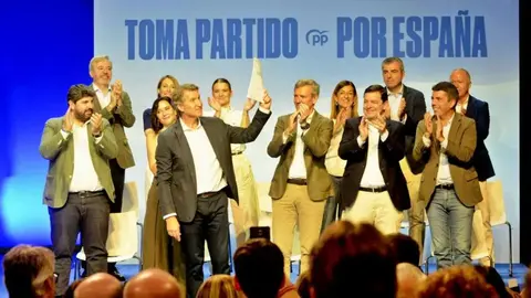 Feijoo en Murcia junto a los l&iacute;deres del PP