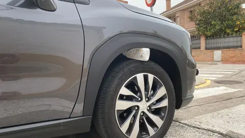 El robo de la botella en la rueda