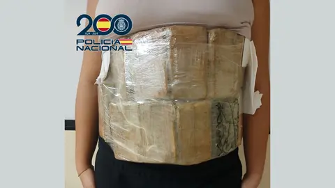 Los fardos de droga quedaban ocultos bajo una falsa barriga de embarazada | CNP