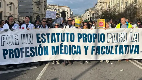 Movilizaci&oacute;n del colectivo m&eacute;dico en defensa de un nuevo estatuto