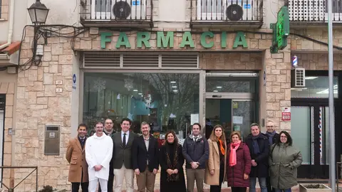 Parte del Gobierno auton&oacute;mico en una farmacia de Pozuelo del Rey | CAM