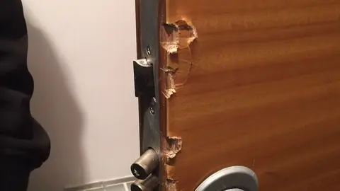 Cerradura forzada en vivienda | CNP
