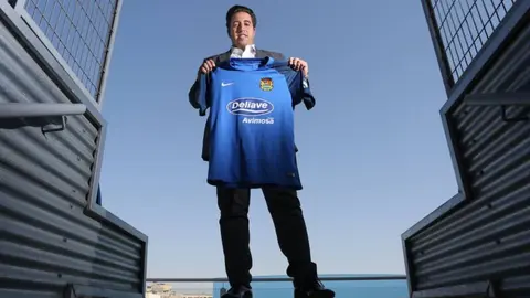Jonathan Praena, presidente del CF Fuenlabrada, en sus primeros a&ntilde;os al frente del club