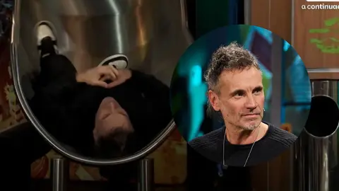 Nek bajando por el tobog&aacute;n de 'La Revuelta' | RTVE