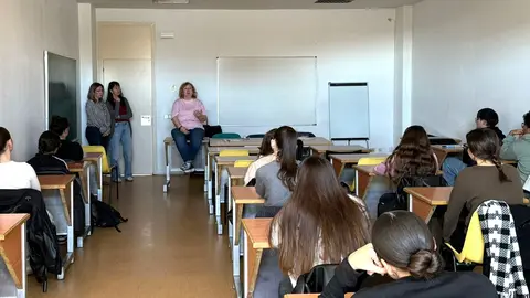 Imagen de uno de los talleres | Ayto. de Parla