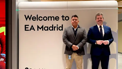 El Consejero visitando EA Madrid | CAM