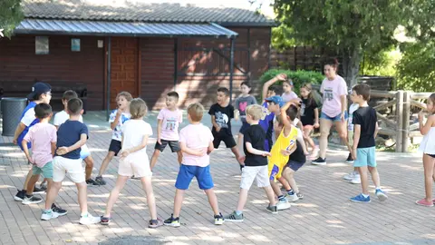 Ni&ntilde;os en una Fuenlicolonia en La Pollina | Ayto. de Fuenlabrada