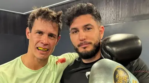 Edu Aguirre con Omar Montes | Instagram