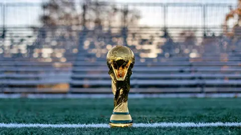 Loa favoritos para el pr&oacute;ximo Mundial 2026 no solo se miden por las apuestas