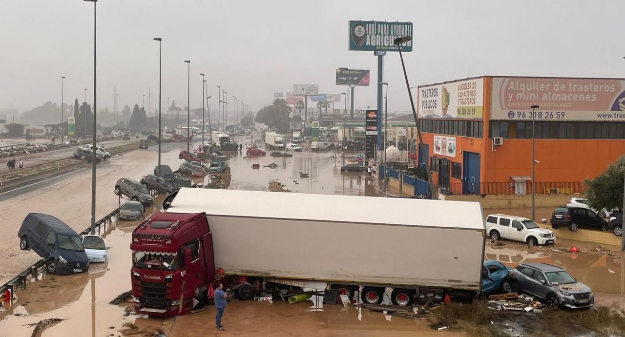 Pista de Silla, tras el paso de la Dana | Imagen: diario levante