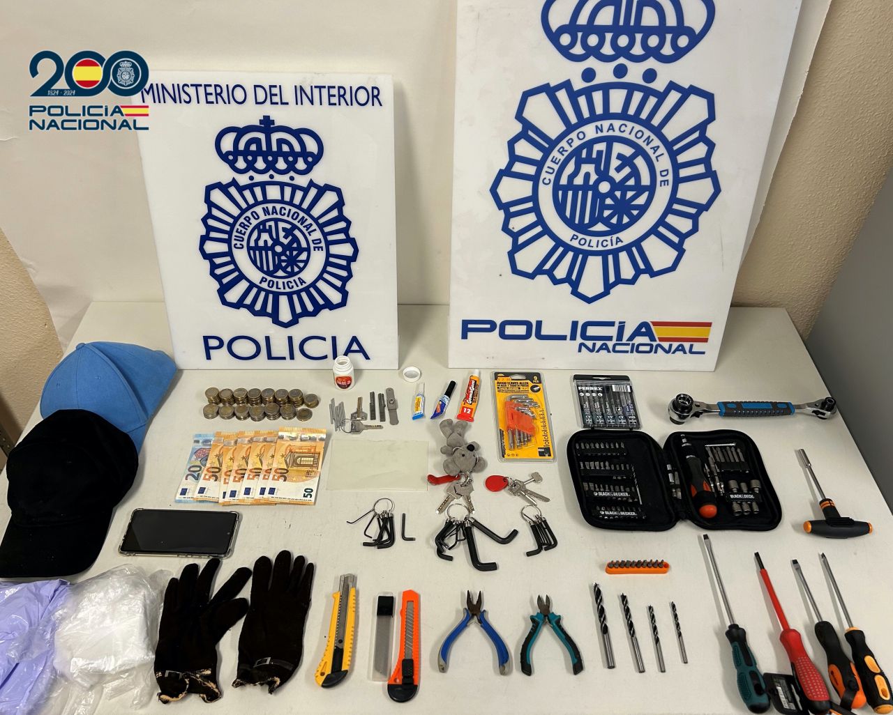 Material incautado al varón detenido en Fuenlabrada | CPN