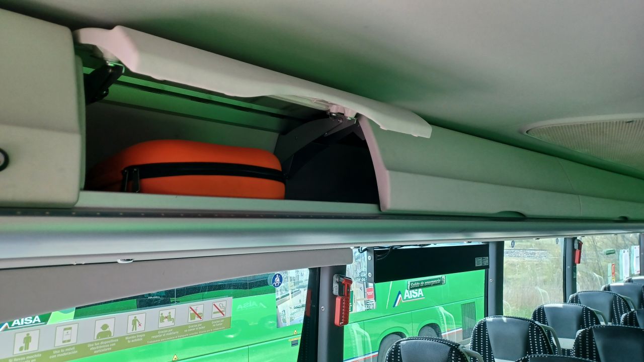 Desfibriladores en los autobuses interurbanos de Madrid